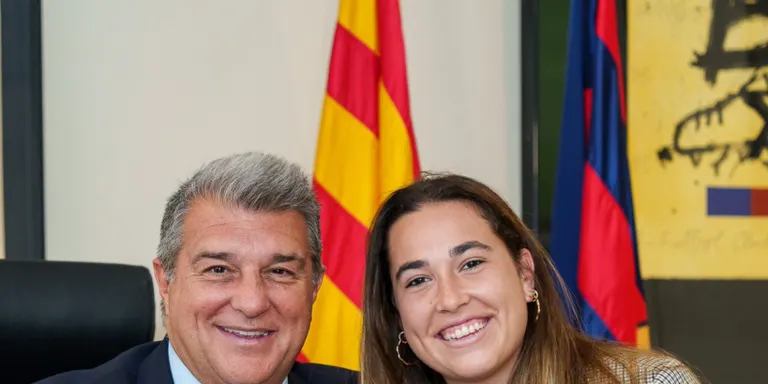 Cata Coll amplia el contracte fins al 2026