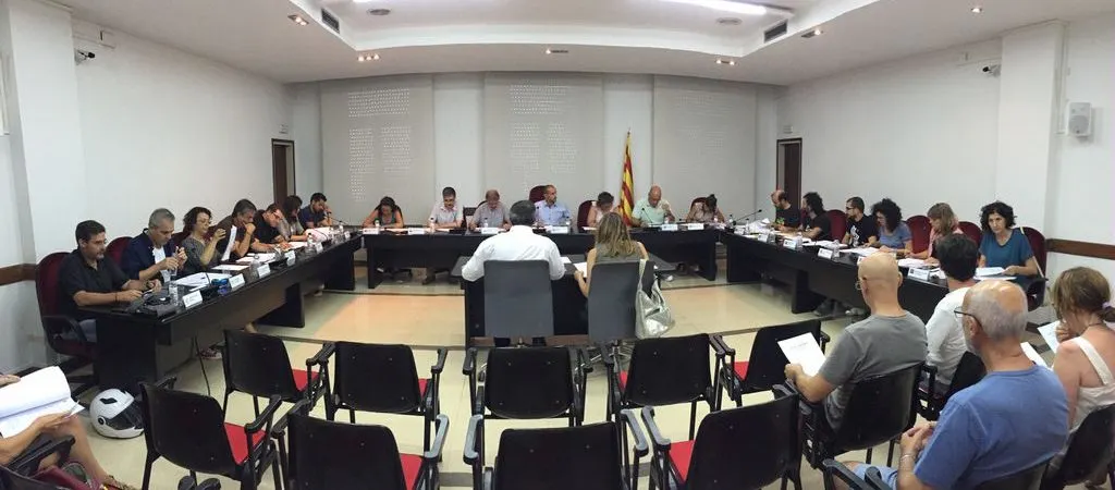 Dijous 19 d’octubre, ple ordinari a les 8 del vespre