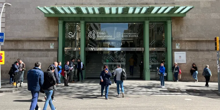Els ciberatacants del Clínic amenacen de publicar dades sobre pacients amb malalties infeccioses