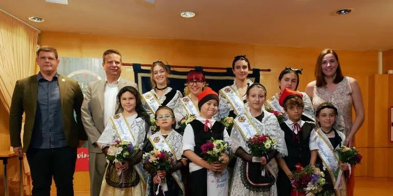 Cambrils homenatja a nou entitats i sis empreses durant el pregó de la Fira Multisectorial