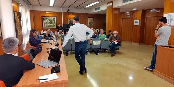 Els responsables del Pla de Dinamització Comercial d’Altafulla comencen a copsar l’opinió dels comerciants