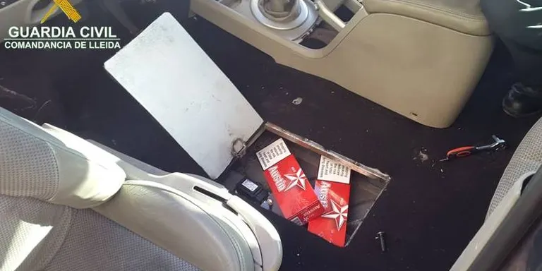 Decomís de 1.440 paquets de tabac de contraban