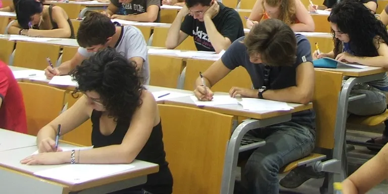 220 estudiants rubinencs es juguen el seu futur a la selectivitat
