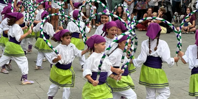 Crida per trobar balladors pel Ball de Cercolets