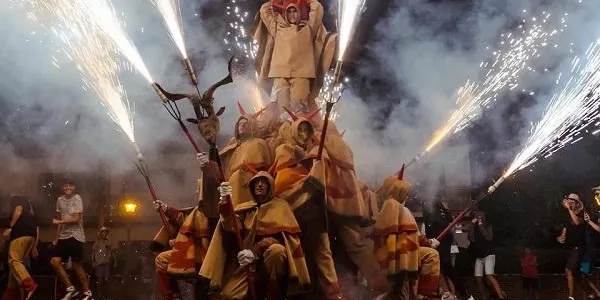 Se suspèn el correfoc dels Diables Petits, que actuaran amb els grans aquest dimecres a les 19.30h