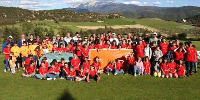 Centres educatius de la Seu i Castellciutat participen en el Torneig Golf a les Escoles