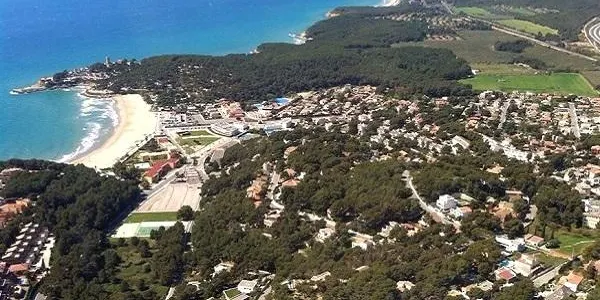 L’Associació de Veïns de La Móra-Tamarit i l’Ajuntament de Tarragona elaboraran un protocol de millora de la urbanització