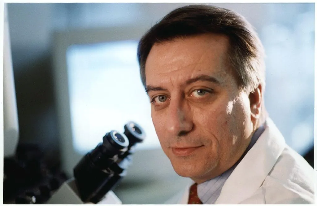 El prestigiós Dr. Carles Cordón fa una xerrada a Calella sobre els avenços en els tractaments del càncer