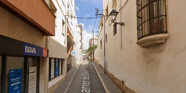 Torredembarra opta pels ressalts per reduir la velocitat al carrer Gibert