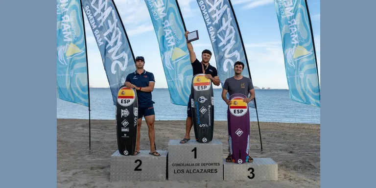 El regatista del Club Nàutic Cambrils Marcelo Cairo es proclama campió de la Copa d’Espanya de Fórmula Kite