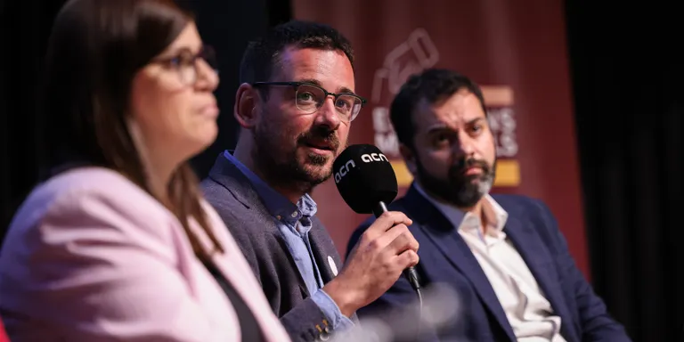 Guanyem Girona, Junts i ERC tanquen el pacte de govern independentista que dona l'alcaldia a Lluc Salellas