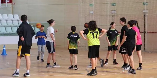Gairebé quaranta esportistes participen en el Campus de Setmana Santa del CB Altafulla – BBG