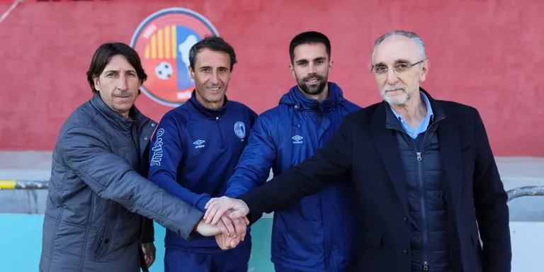 Nou canvi a la banqueta de la UE Olot: Risueño deixa de ser entrenador de l'equip