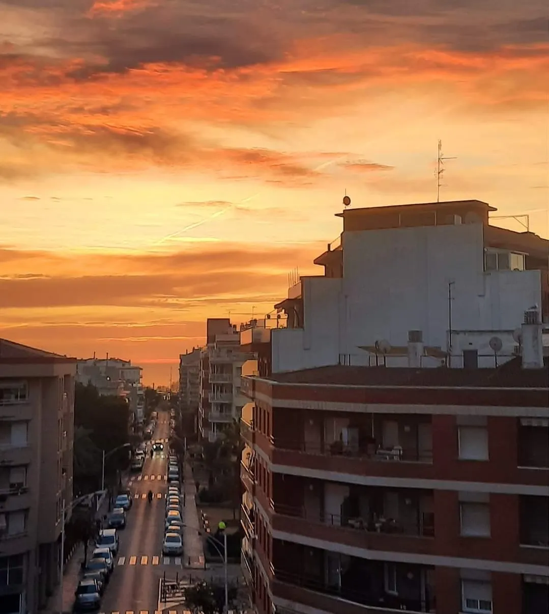 Bon temps i ambient fred a l'últim dia de la tardor