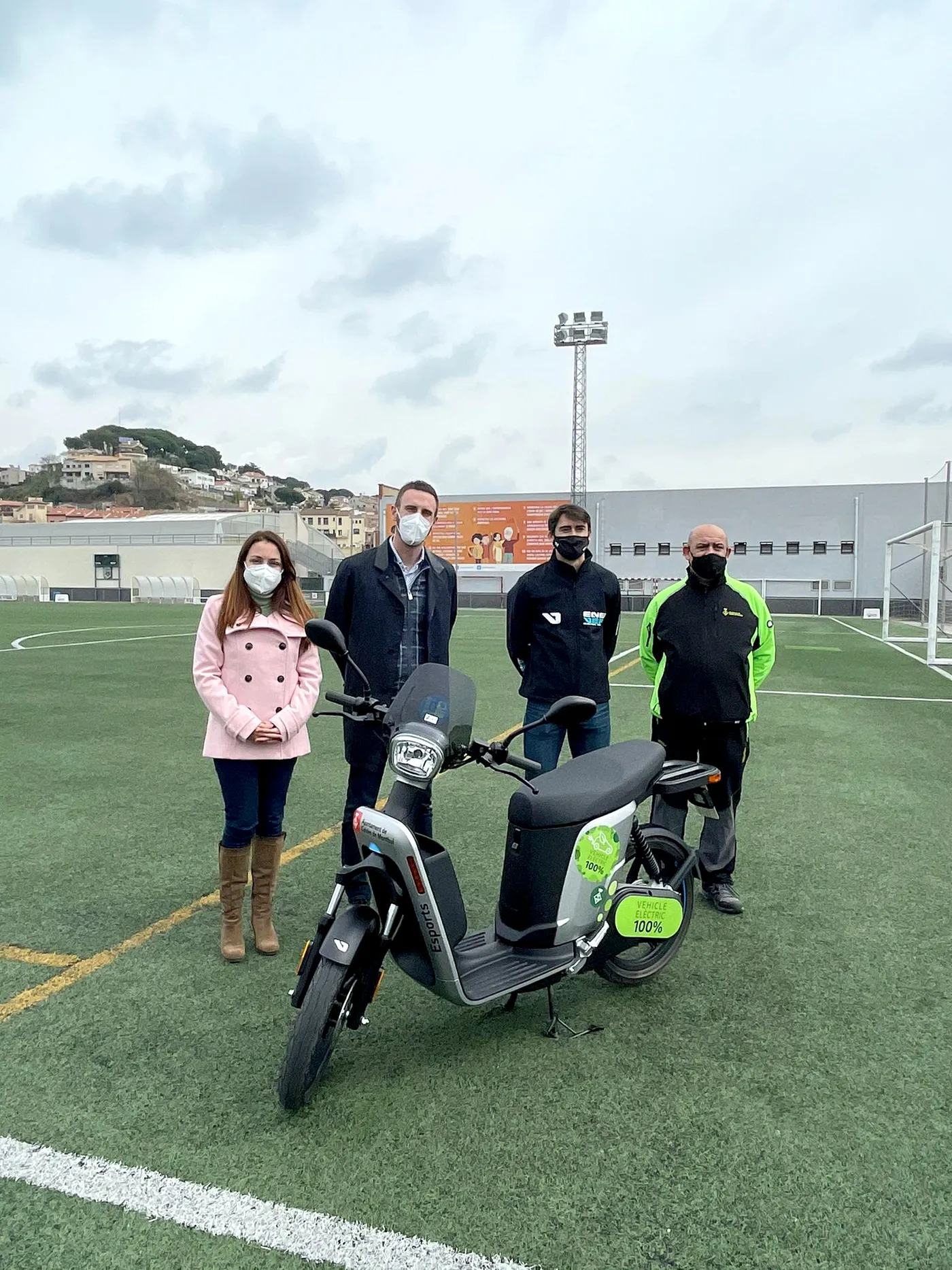 L’Ajuntament presenta un nou ciclomotor elèctric per la flota municipal