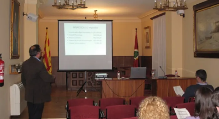El govern presenta el pressupost 2015 en audiència pública