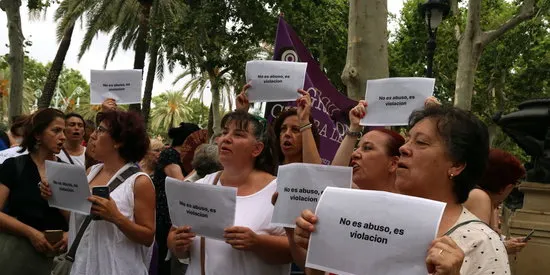 Convocatòria a les 6 de la tarda en suport a la víctima de 'La manada de Manresa'