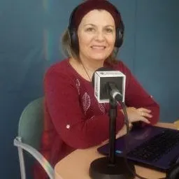 #286 - Entrevista a Maria Antònia Margarit, presentadora de Poció de Felicitat - episode art
