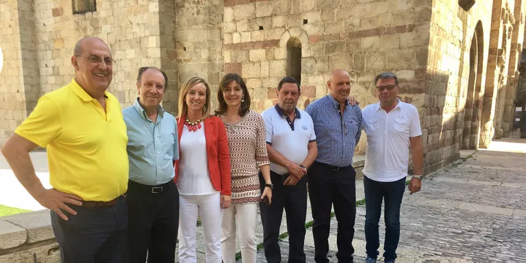 Diputades del PP es troben a la Seu amb militants i simpatitzants