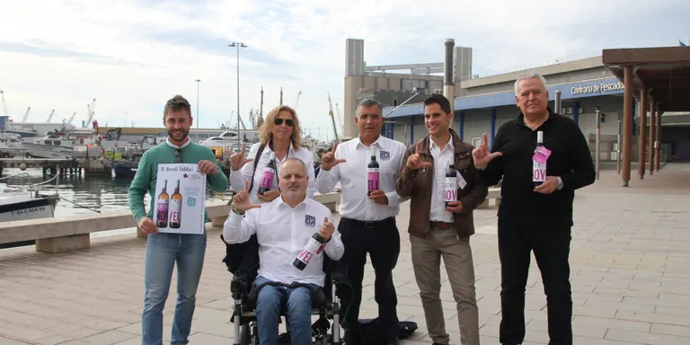 El celler Mas Vicenç presenta un vi novell ‘Antiblack Friday’ i solidari amb Swim for ELA