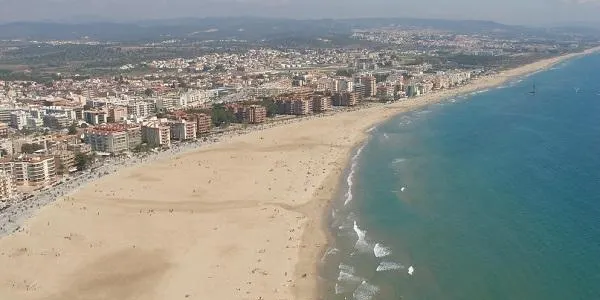 La Policia Local de Torredembarra deté un jove com a presumpte autor d’una agressió sexual a la platja