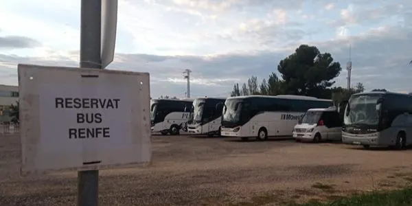 La direcció de Rodalies i els ajuntaments de Tarragona es reuneixen per fer balanç dels dos primers mesos de funcionament del Pla Alternatiu de Transport