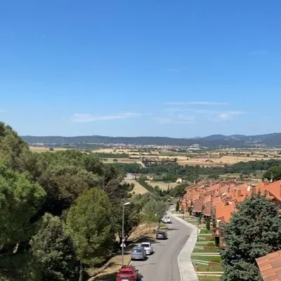Fil a l'agulla per a la construcció d'un nou local social a Can Valls