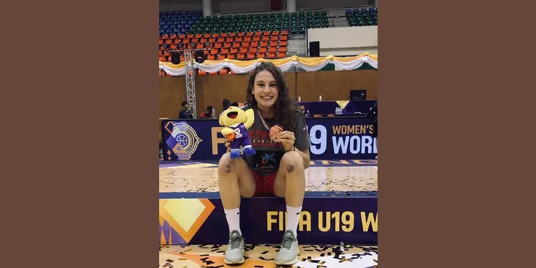 Anna Palma, medalla de bronze al Mundial U19 femení de bàsquet
