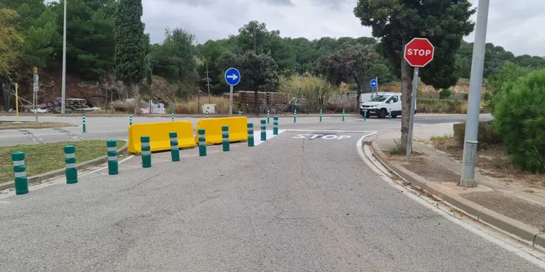 Canvis de circulació a la intersecció que hi ha al vial de Valldegata-Draper amb el carrer Partagàs