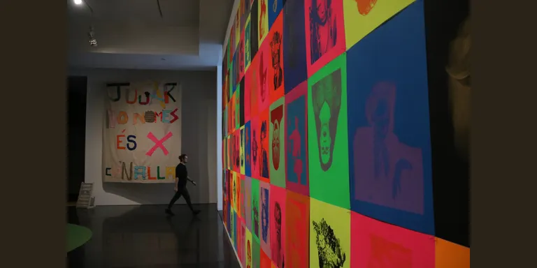 El MACBA es converteix en una àgora pública amb l'experiment efímer 'Cançó per a molts moviments'