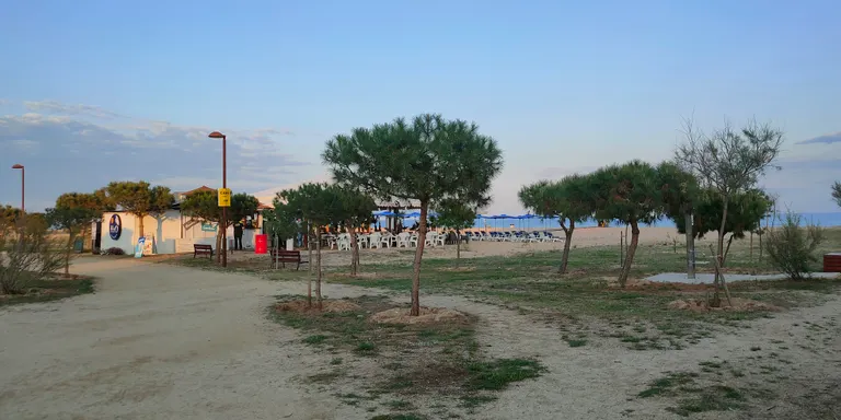 Les guinguetes confien que aquest cap de setmana els hi arribin més clients: "Estem a mig gas"