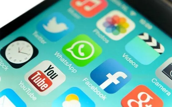 L’era digital, més a prop dels avis i àvies d’Altafulla gràcies a un taller de dispositius mòbils