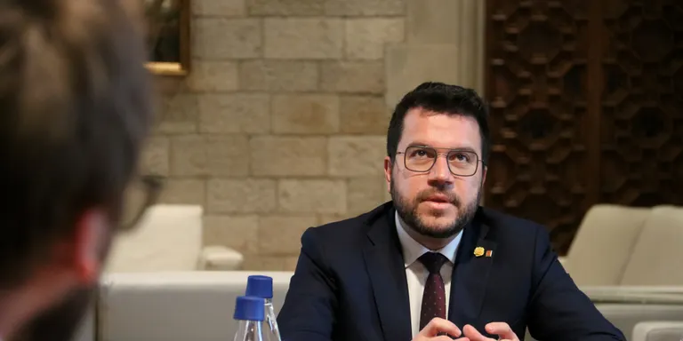 Experts del Quebec adverteixen que l'acord de claredat comporta "riscos" i recomanen "prudència" a Aragonès