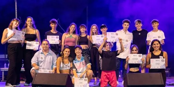 Dotze joves d’entre 12 i 30 anys participen en la 2a edició del concurs ‘Més que talent’ de Roda de Berà