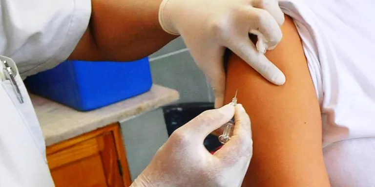 Comença la campanya de vacunació contra la grip