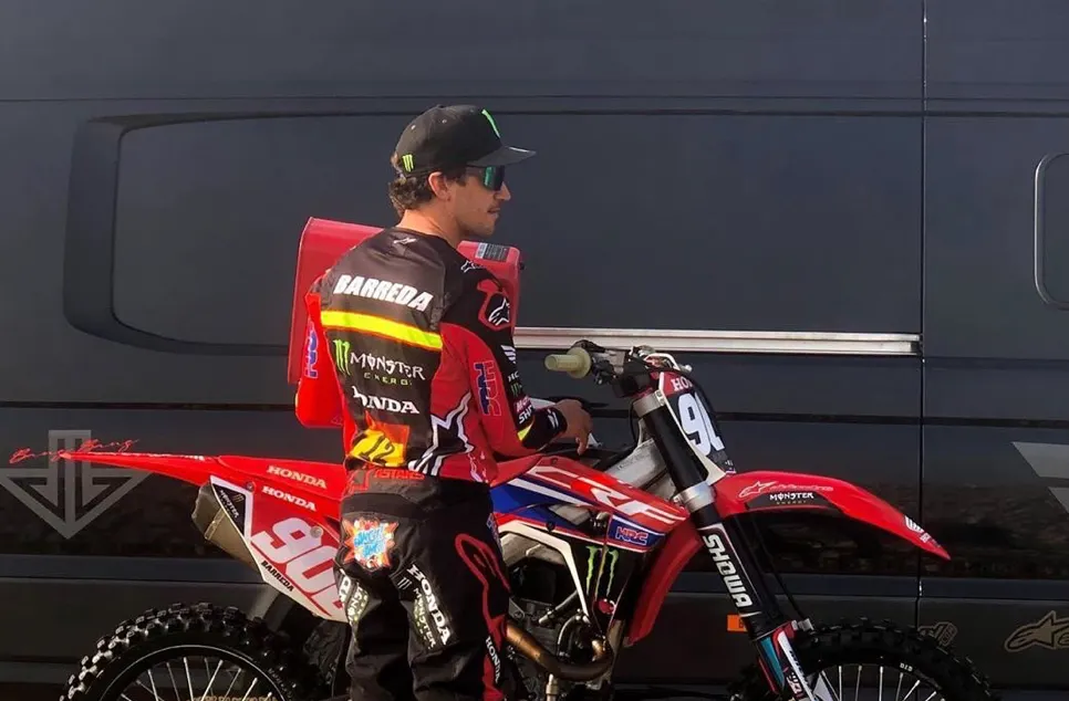 Suspesa la sisena etapa de motos al Dakar a mitja cursa
