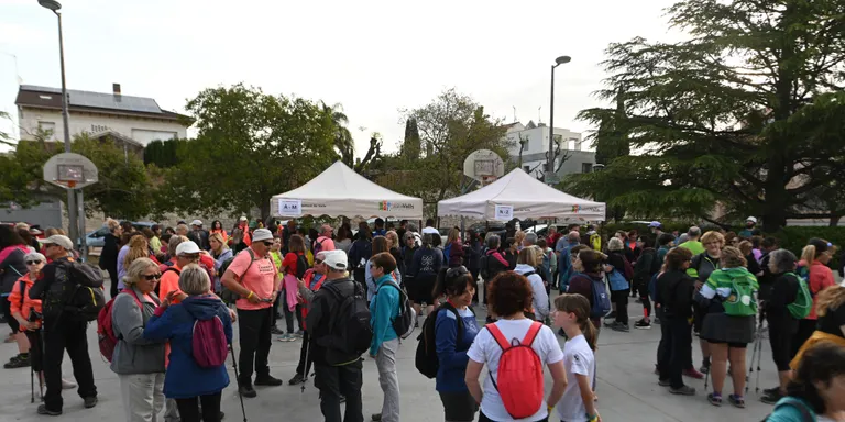 Esport i solidaritat en la 17a Caminada Popular