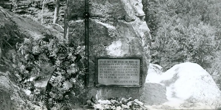 Arbúcies homenatja a les 112 víctimes de l’accident d’avió del Montseny en el 51è aniversari de la tragèdia