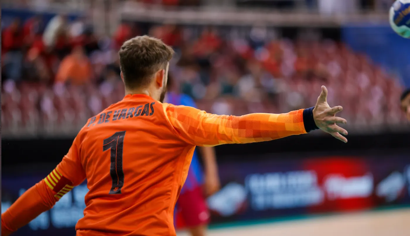 El Barça remunta el Zamalek (36-32) i es planta a semifinals de la SuperGlobe
