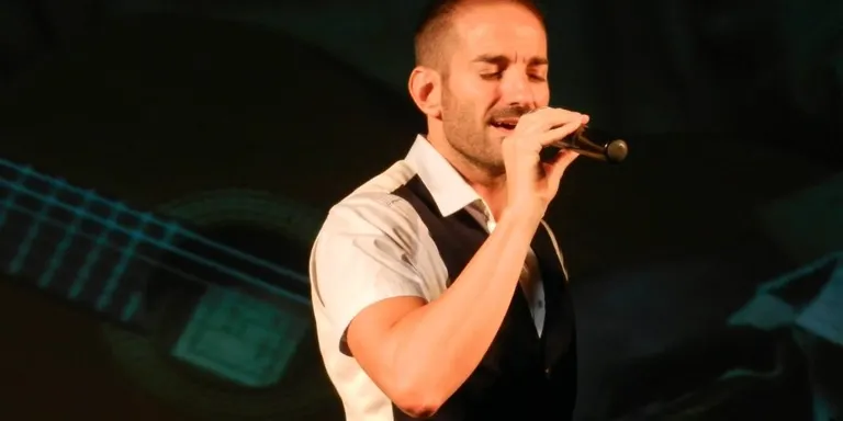Últims dies per veure el rubinenc Rubén Yuste al musical "Una ronda"