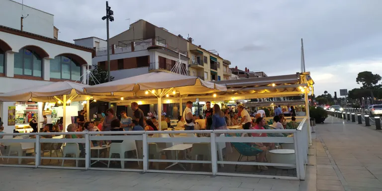 Cambrils redueix l’atur per tercer mes consecutiu