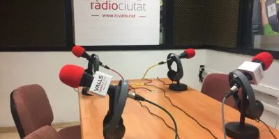 Ràdio Ciutat de Valls presenta la nova programació a la Biblioteca Popular
