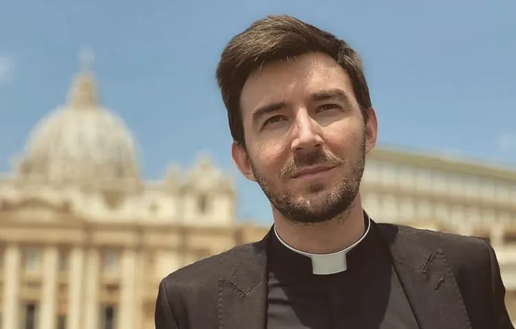 El sacerdote Plácido Díaz pasa por COPE Utrera (98.1 FM) para hablar de su nueva labor como delegado diocesano de Pastoral Gitana