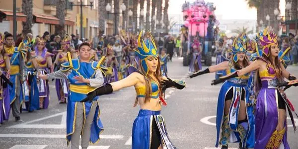 Roda de Berà es prepara per viure el Carnaval més multitudinari