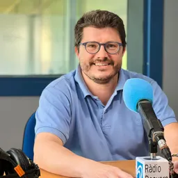 Entrevistes de la Justa del 13/5/2022 — Sant Just post‑Covid: Festa del Comerç, “Imperfecta” i nota 6,5; gestió interna municipal, nova passera Mas Lluí–Barri Sud i obres al centre - episode art