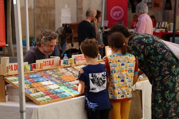 La Fira Altres Lletres tanca amb rècord de participants i de públic