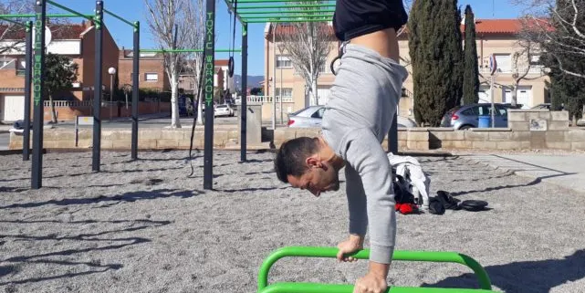 Jornada d’Street Workout al parc de barres de Valls