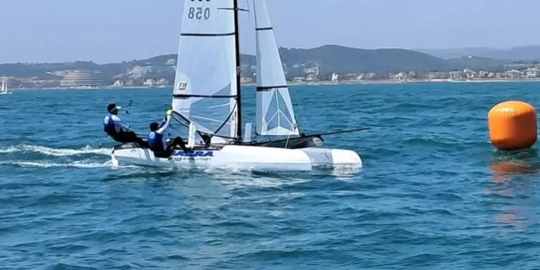 Oriol Nuet i Àlex Bargalló, campions de Fórmula 18 en el Campionat de Catalunya de Catamarà