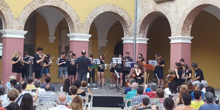 L’Escola de Música Robert Gerhard prepara el final de curs