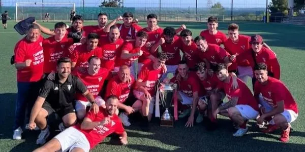 L’Atlètic Roda de Berà es proclama campió de lliga i torna a Segona Catalana (5-0)